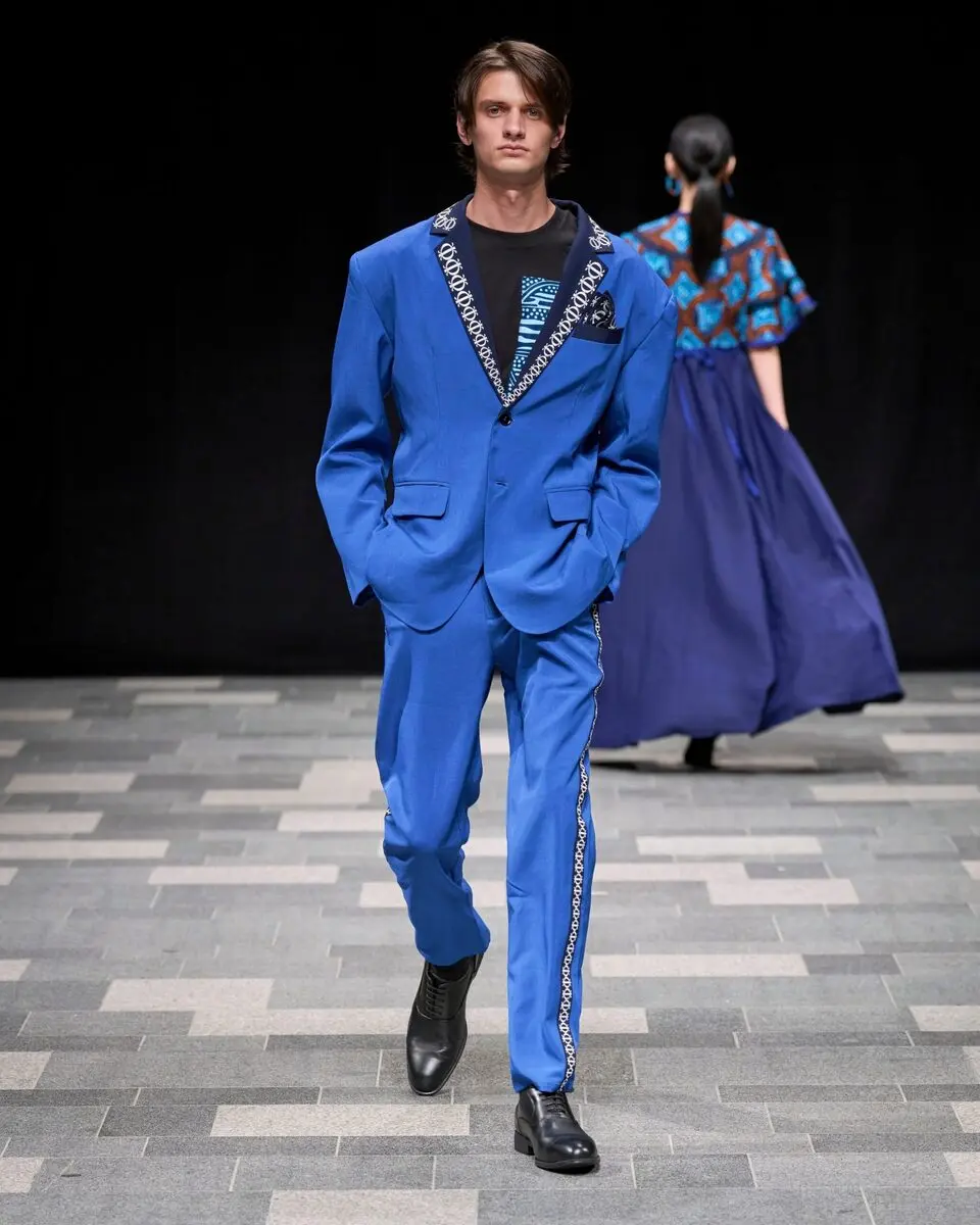 Tenue 9 Tokyo Fashion Week