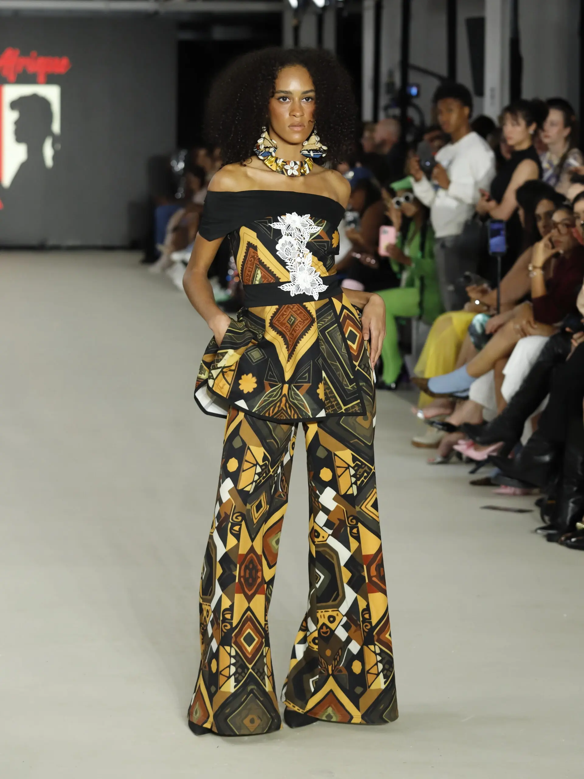Tenue 7 New York Fashion Week