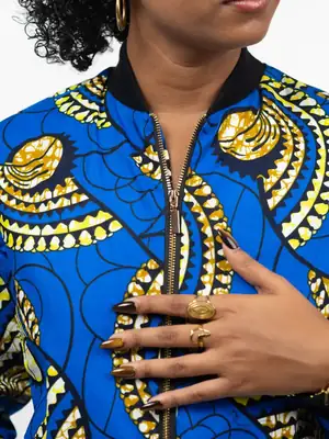 Bombers Akwélé 10