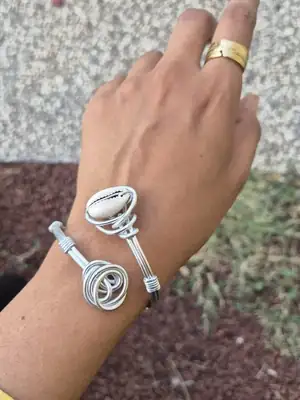 Bracelet cauri