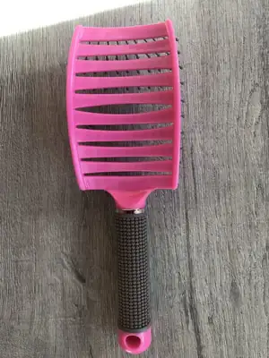 Brosse démêlante 3