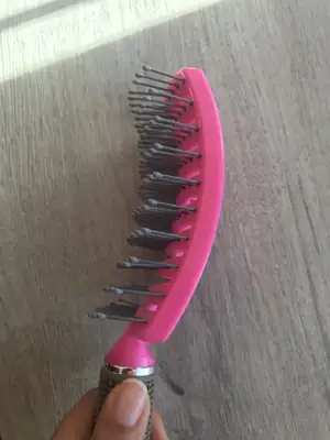 Brosse démêlante 5