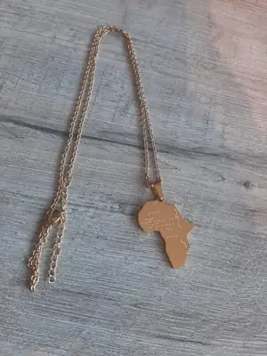 Collier Afrique 3