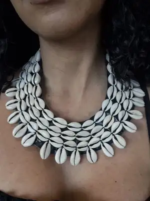 Collier Cauris rond
