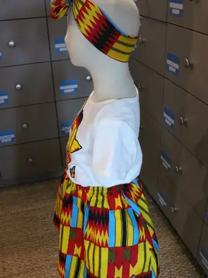 Ensemble fille jaune Afrique