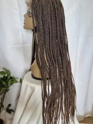 Perruque synthétique box braids 3