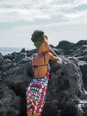 Robe de plage (3 couleurs) 8