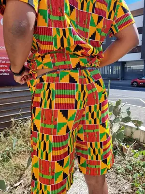 Short Ashanti orange 3