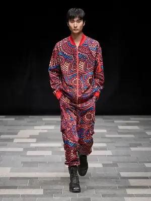 Tenue 5 Tokyo Fashion Week