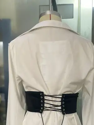 Tenue femme Fleur des îles 5