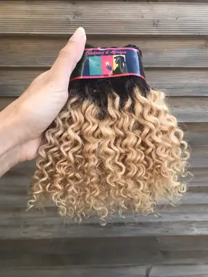 Tissage Deep curl brésilien coloré