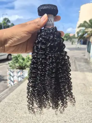 Tissage Kinky curly 3