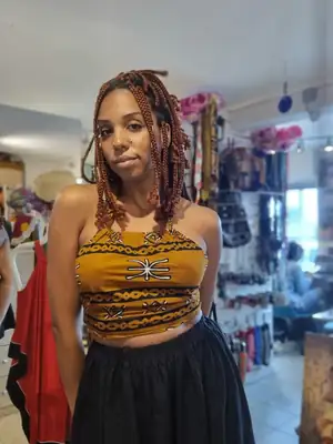 Kaélé Backless Top 3